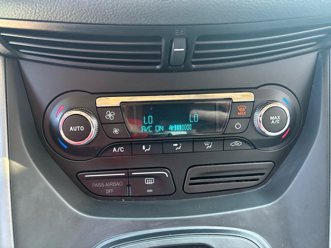 Used 2014 Ford Escape SE w/ Equipment Group 201A FWD image 22