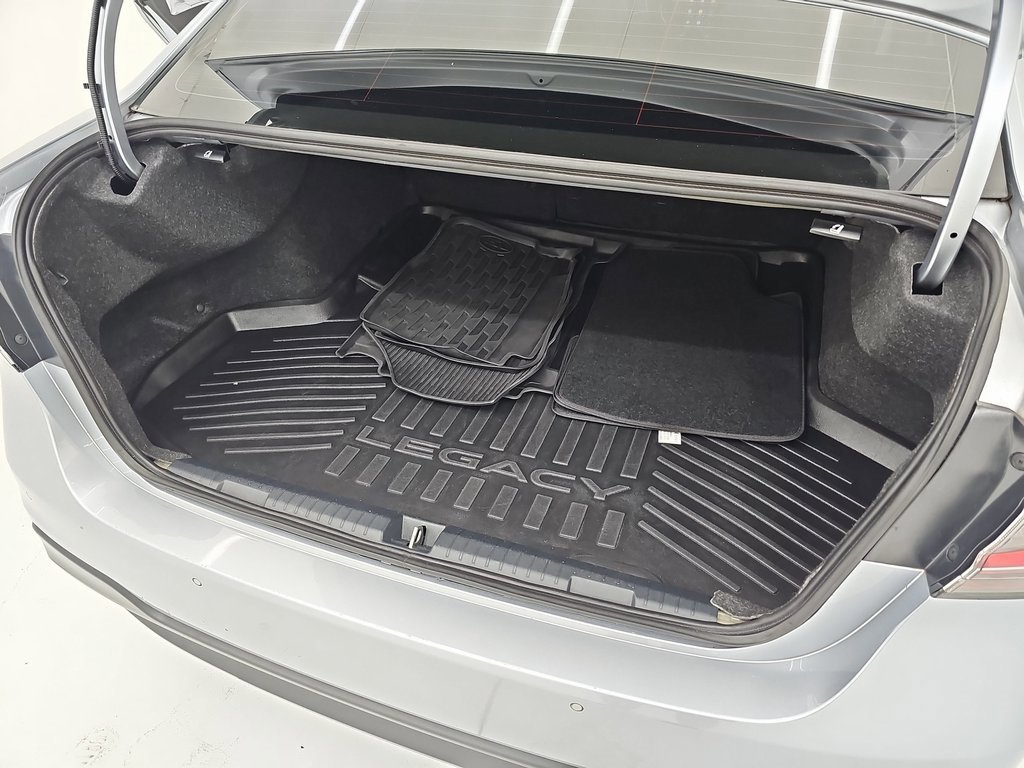 Used 2023 Subaru Legacy Limited image 16