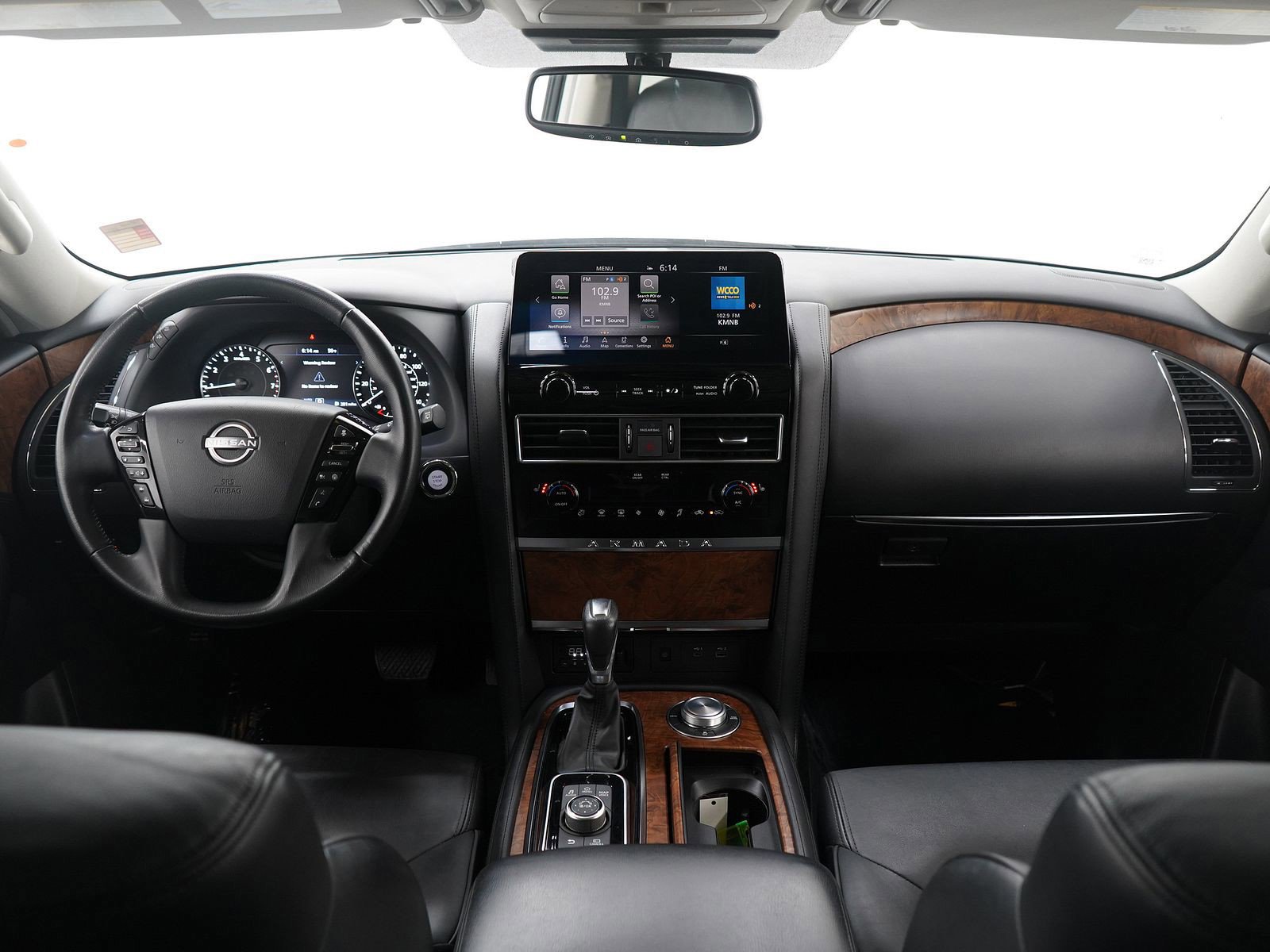 Used 2024 Nissan Armada SL image 16