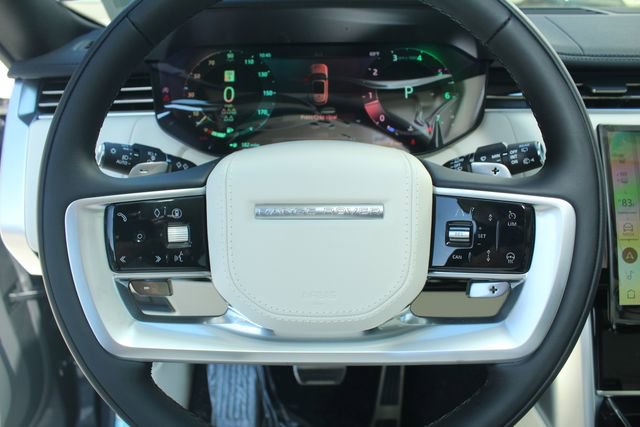 New 2026 Land Rover Range Rover Long Wheelbase SE image 17