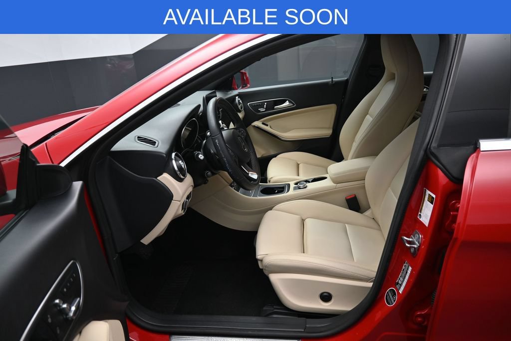 Used 2019 Mercedes-Benz CLA 250 4MATIC image 9