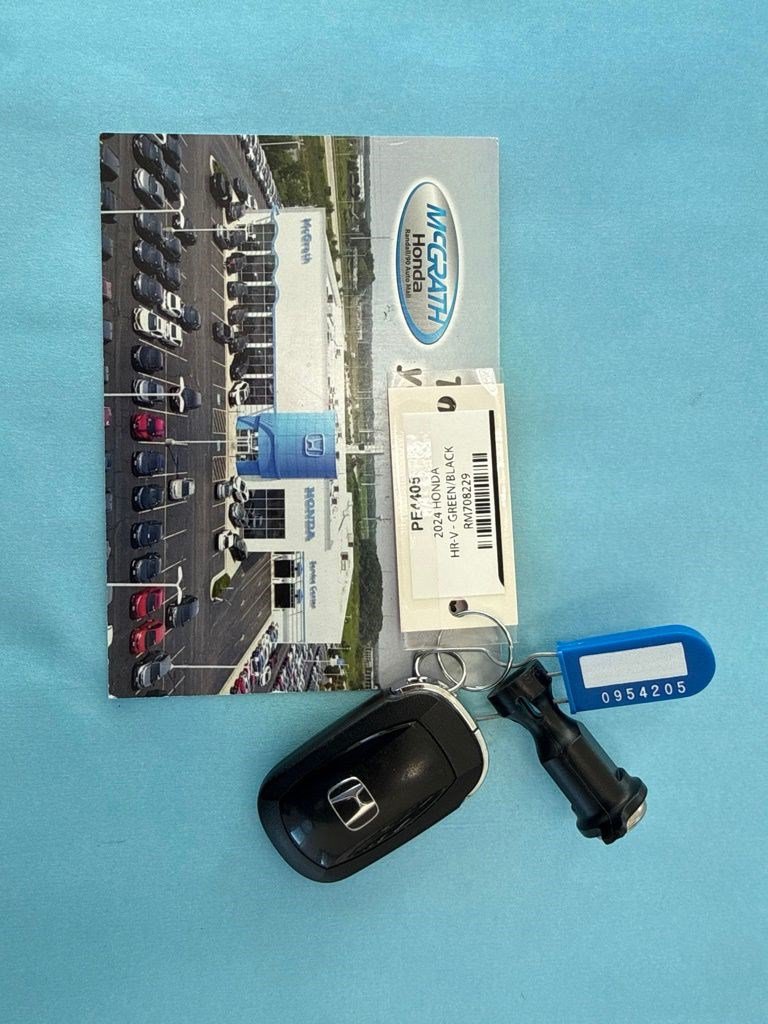 Used 2024 Honda HR-V EX-L image 4