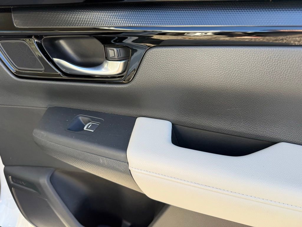 Used 2024 Honda CR-V EX-L image 41