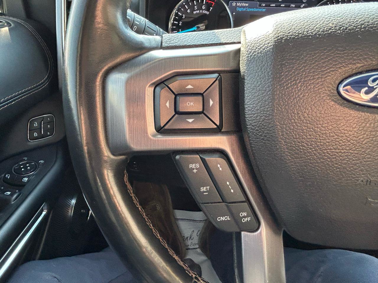 Used 2020 Ford Expedition Platinum AWD/4WD image 21