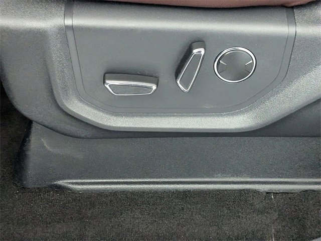 Used 2023 Ford Expedition Max Limited image 15