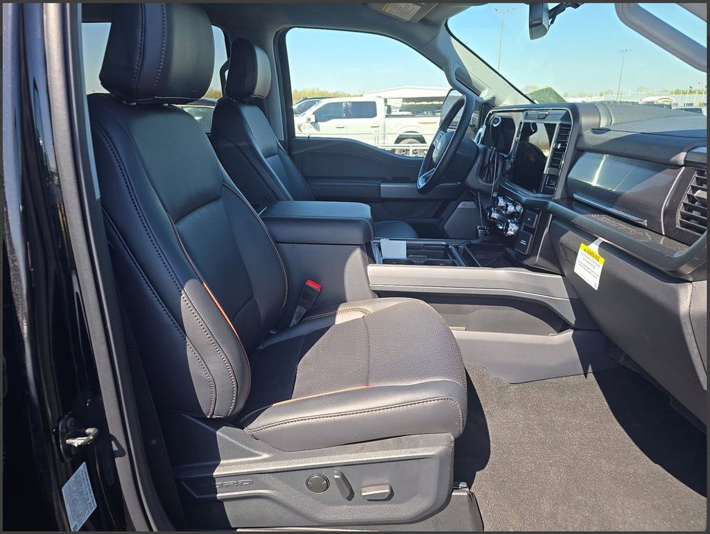 Used 2026 Ford F450 Lariat w/ Lariat Premium Package AWD/4WD image 2
