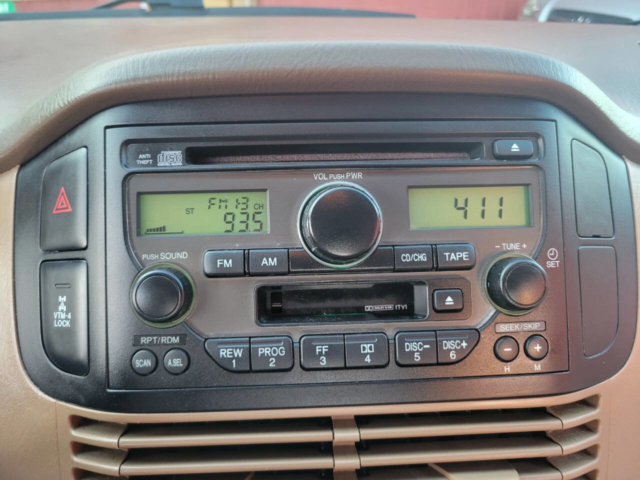 Used 2004 Honda Pilot EX image 18