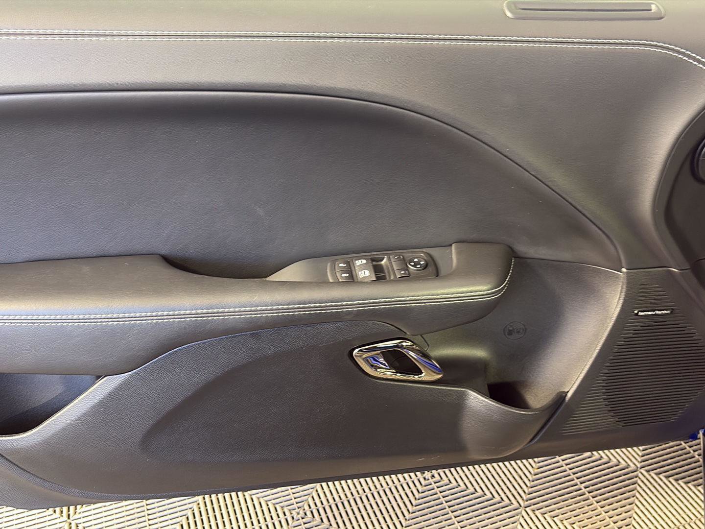 Used 2020 Dodge Challenger SRT Hellcat Redeye image 22