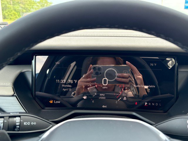 New 2026 GMC Acadia Elevation image 30