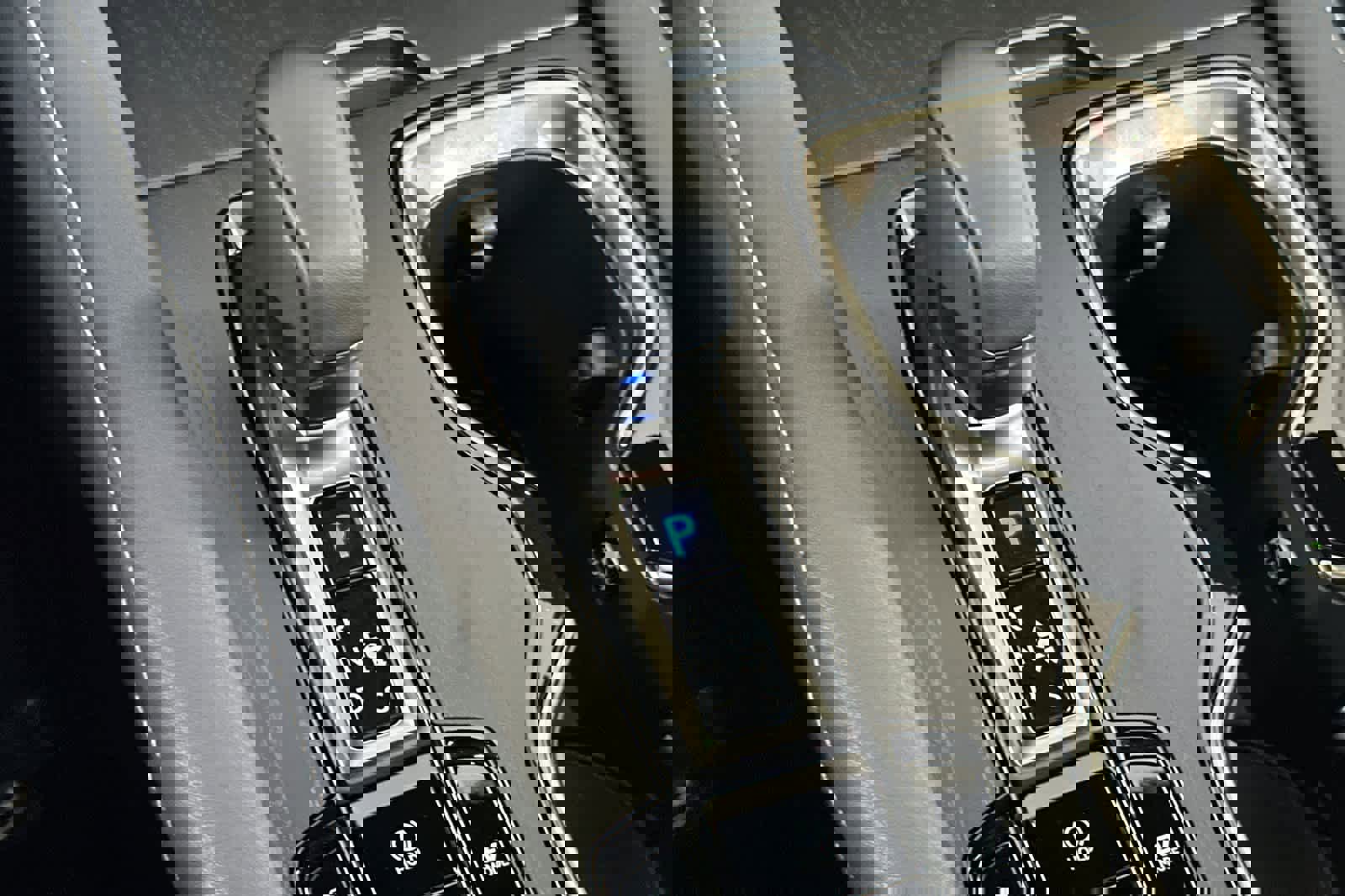 Used 2025 Lexus RX 350h w/ Convenience Package image 23