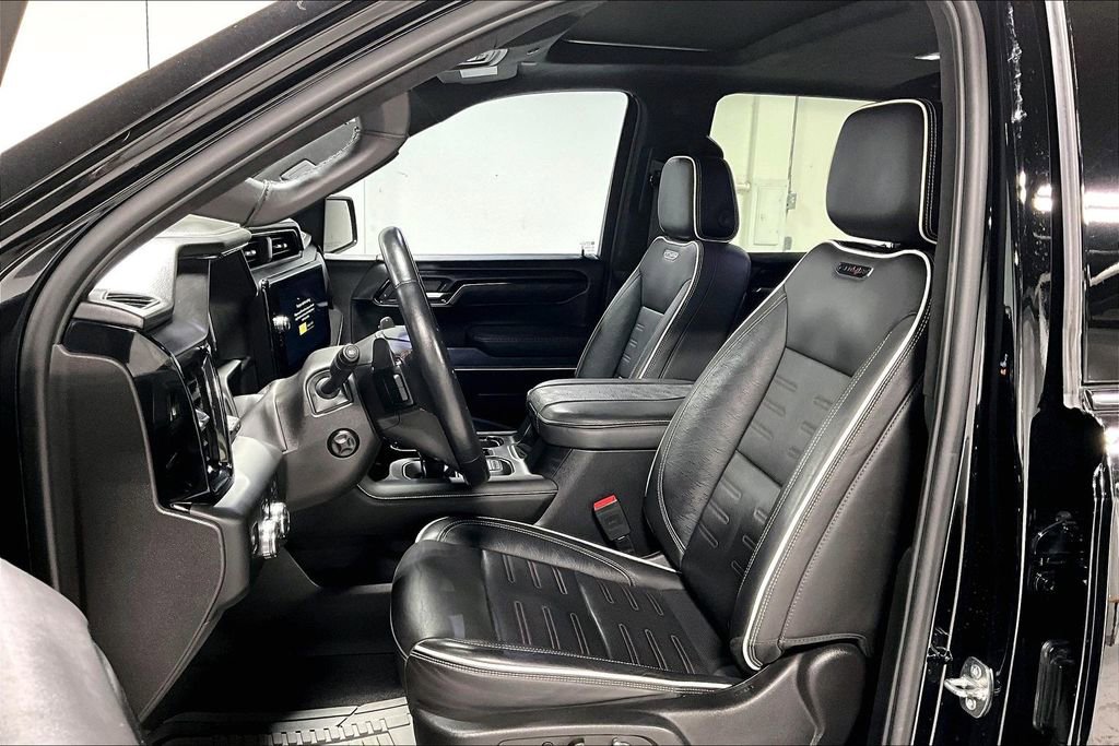 Used 2024 GMC Sierra 1500 AT4X image 33