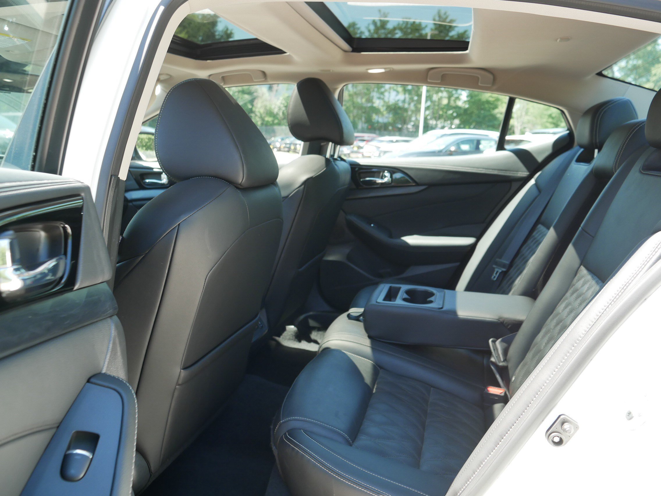 Certified 2023 Nissan Maxima Platinum w/ Sport Mat Group FWD image 34