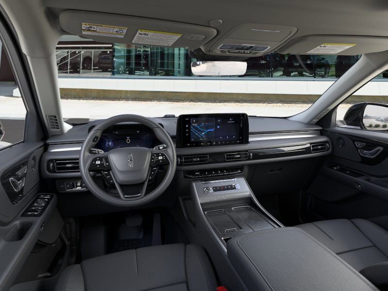 New 2025 Lincoln Aviator AWD w/ Equipment Group 101A image 9