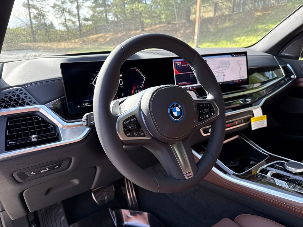 New 2026 BMW X5 xDrive50e image 13