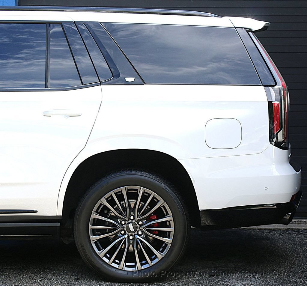 Used 2023 Cadillac Escalade V AWD/4WD image 19