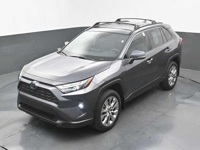 Used 2024 Toyota RAV4 XLE Premium FWD image 30