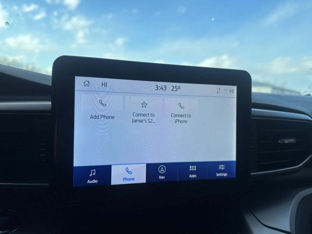 Used 2022 Ford Explorer XLT w/ Equipment Group 202A image 25