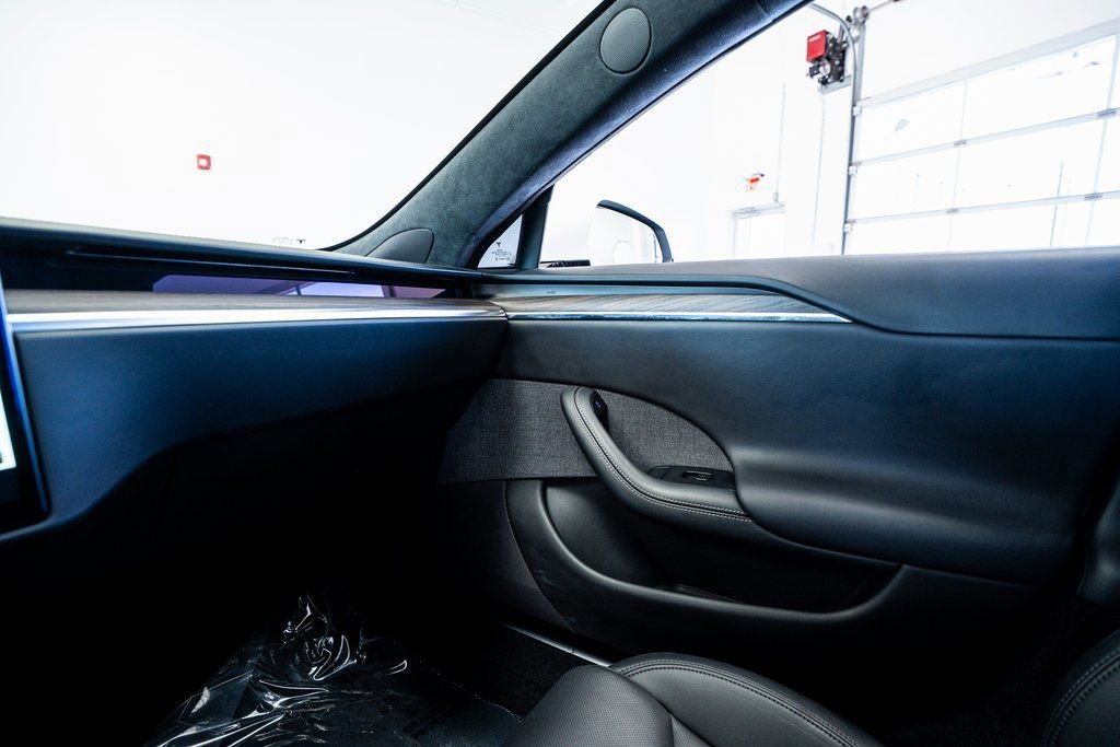 Used 2022 Tesla Model S image 42