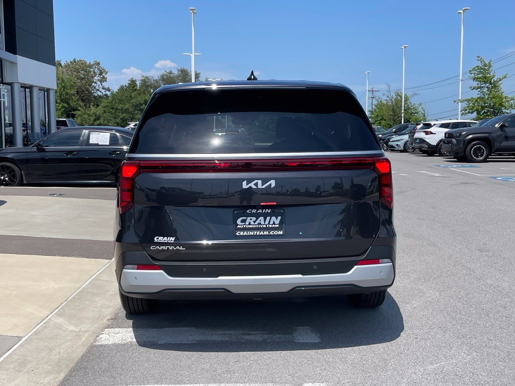 New 2026 Kia Carnival LX FWD image 6