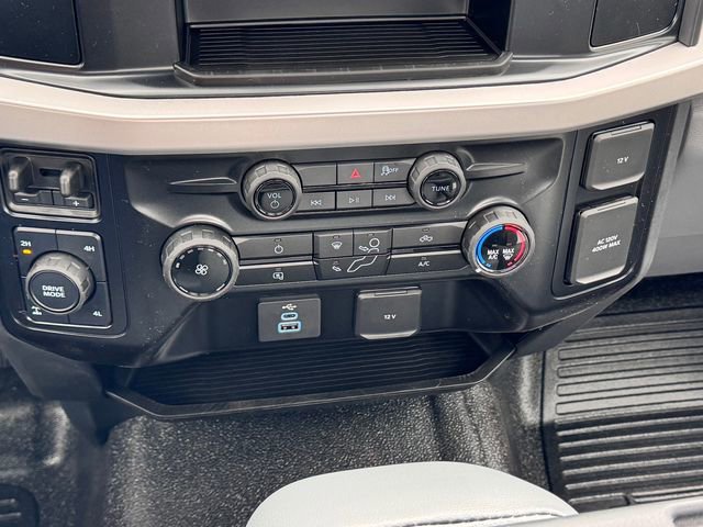 New 2025 Ford F350 XL w/ XL Chrome Package image 16