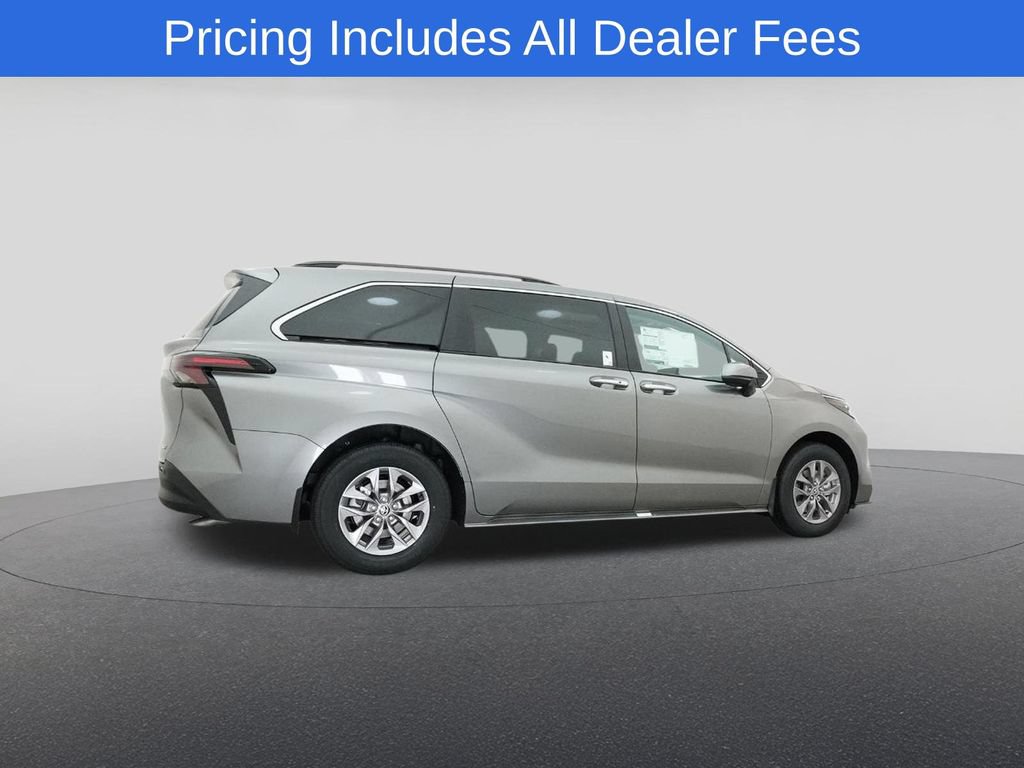 New 2026 Toyota Sienna XLE FWD image 26