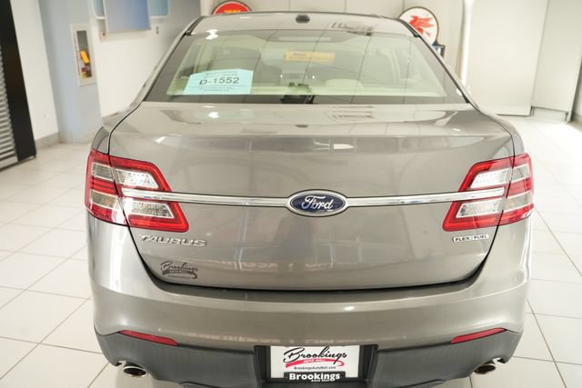 Used 2014 Ford Taurus SE FWD image 8