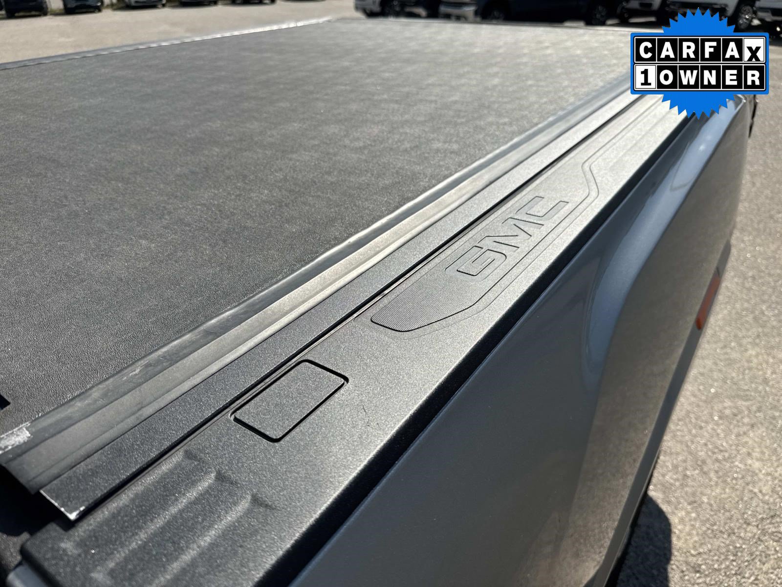 Used 2025 GMC Sierra 2500 SLT AWD/4WD image 14