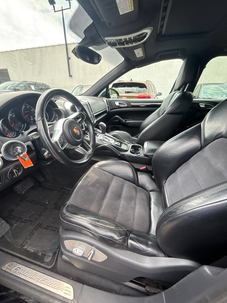 Used 2018 Porsche Cayenne Platinum Edition AWD/4WD image 11