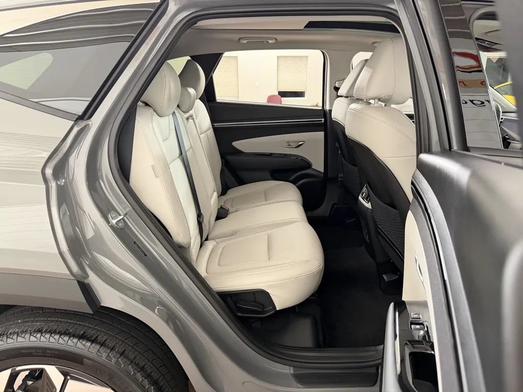 Used 2024 Hyundai Tucson Limited AWD/4WD image 40