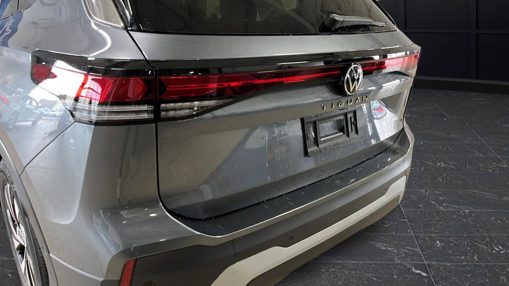New 2026 Volkswagen Tiguan S FWD image 33