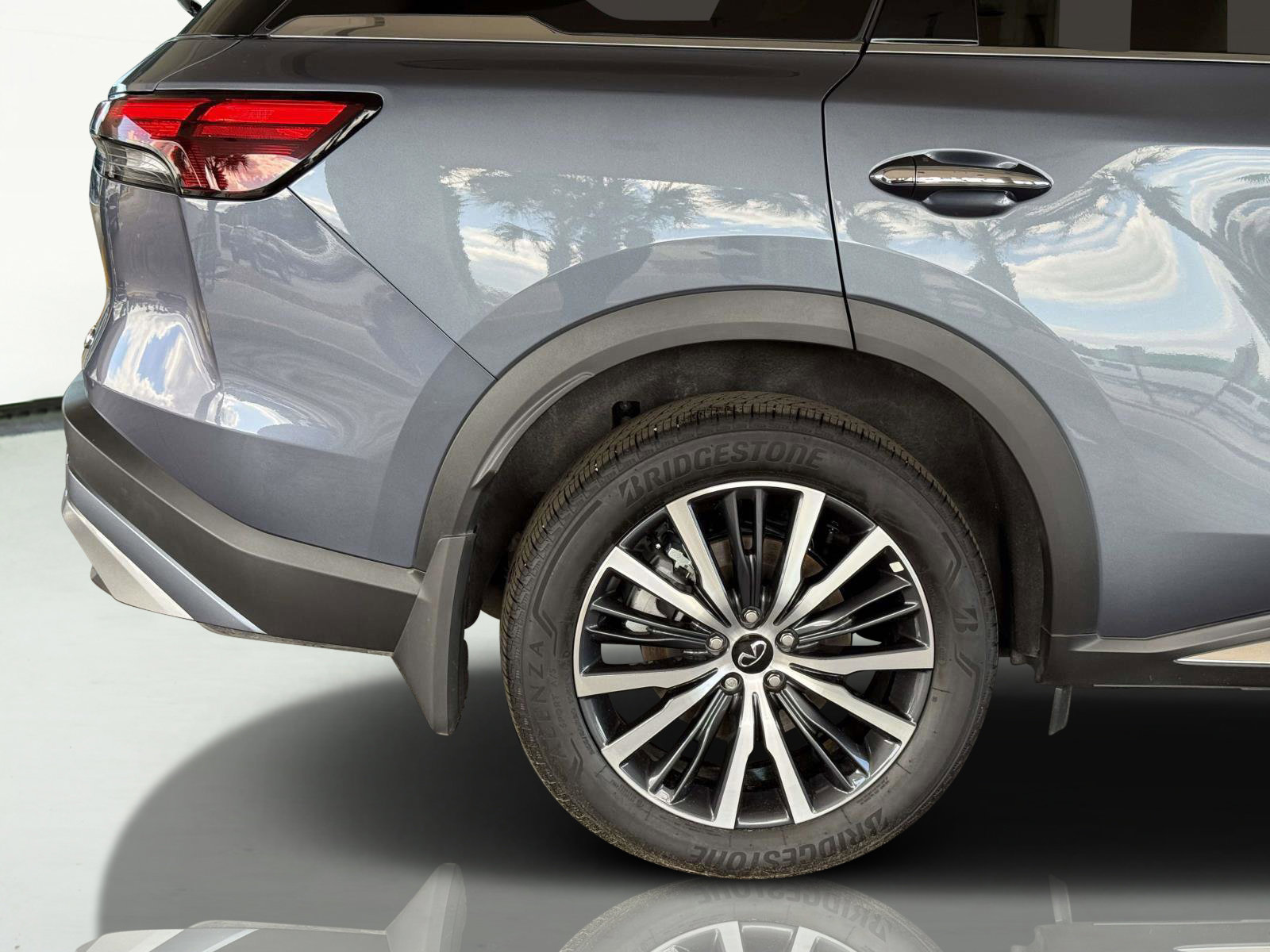 Used 2025 INFINITI QX60 Autograph image 10