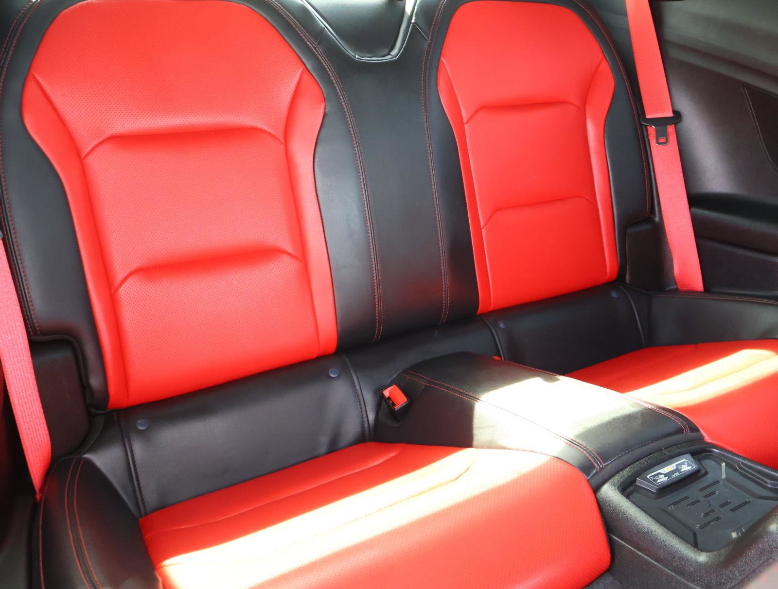 Used 2021 Chevrolet Camaro SS image 17