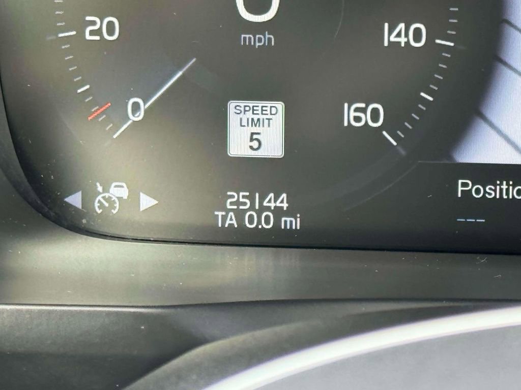 Used 2020 Volvo XC90 T6 Inscription image 29