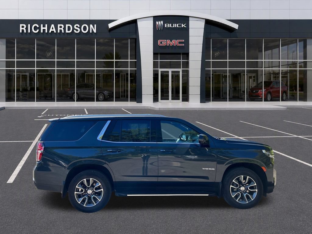 Used 2022 Chevrolet Tahoe LT w/ Luxury Package AWD/4WD image 7