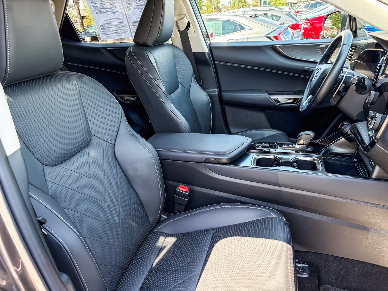 Used 2025 Lexus NX 450h+ AWD w/ Accessory Package (Z2) image 15