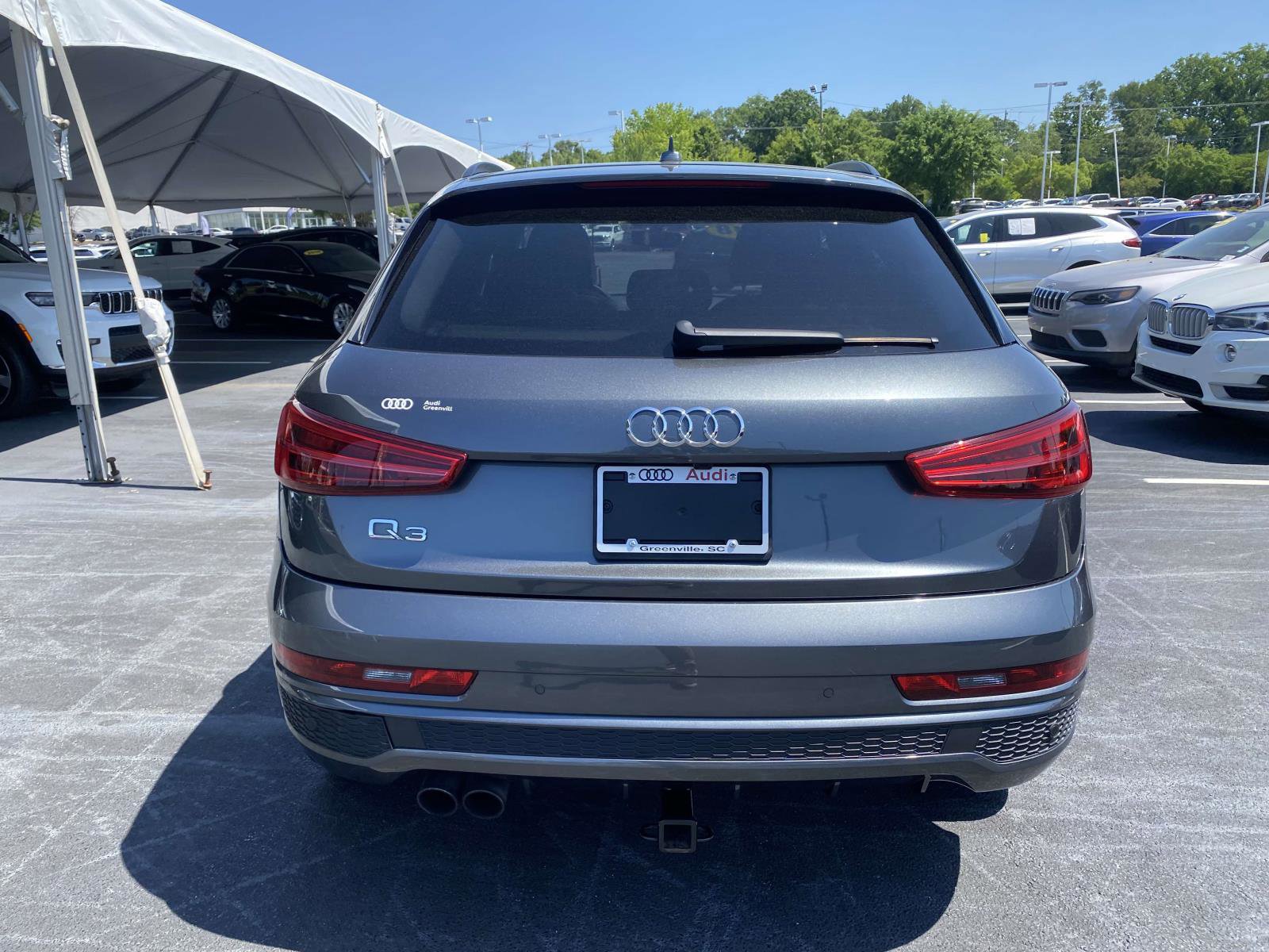 Used 2018 Audi Q3 2.0T Premium Plus w/ Premium Plus Package FWD image 6