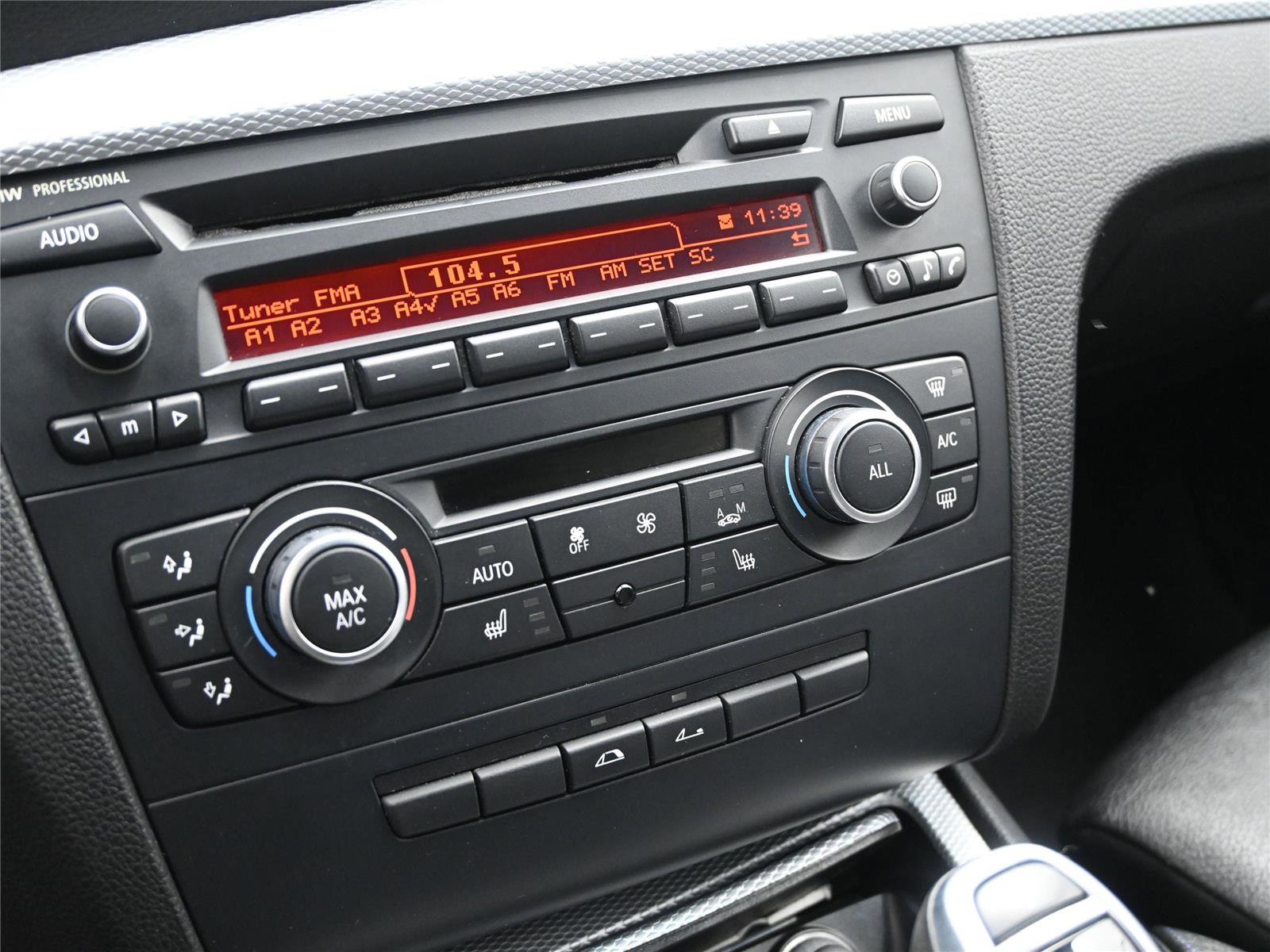 Used 2013 BMW 135is Convertible image 4