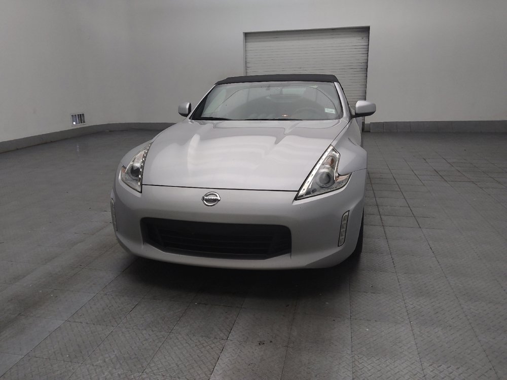 Used 2016 Nissan 370Z Roadster RWD image 15