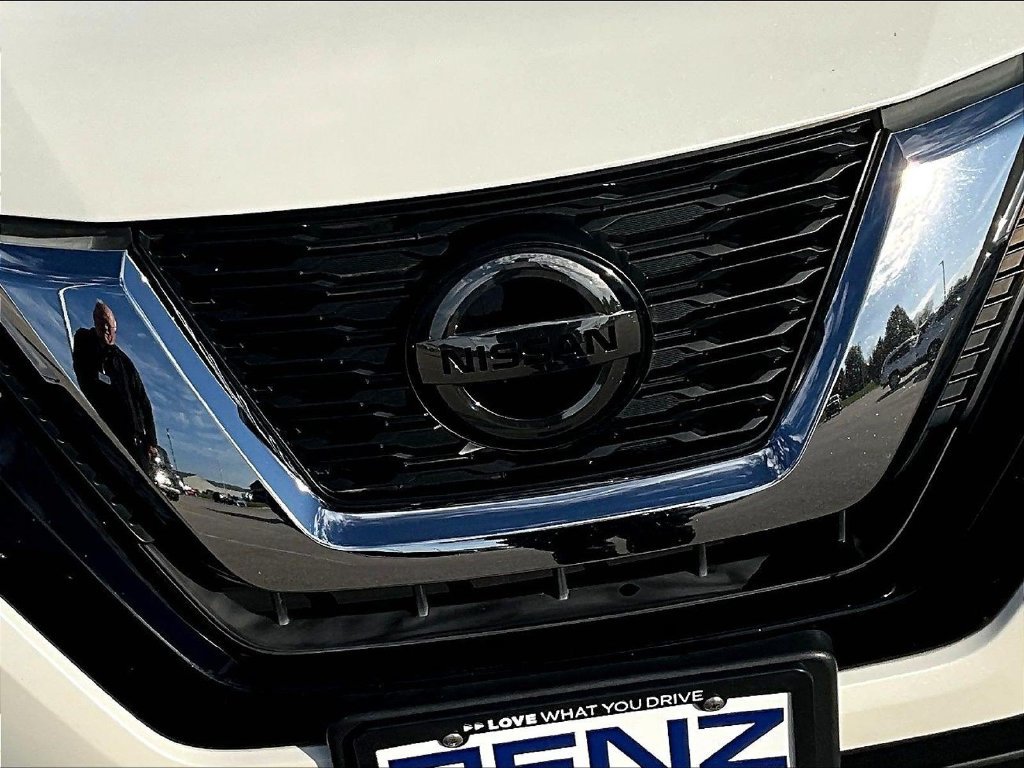Used 2020 Nissan Rogue SV AWD/4WD image 36