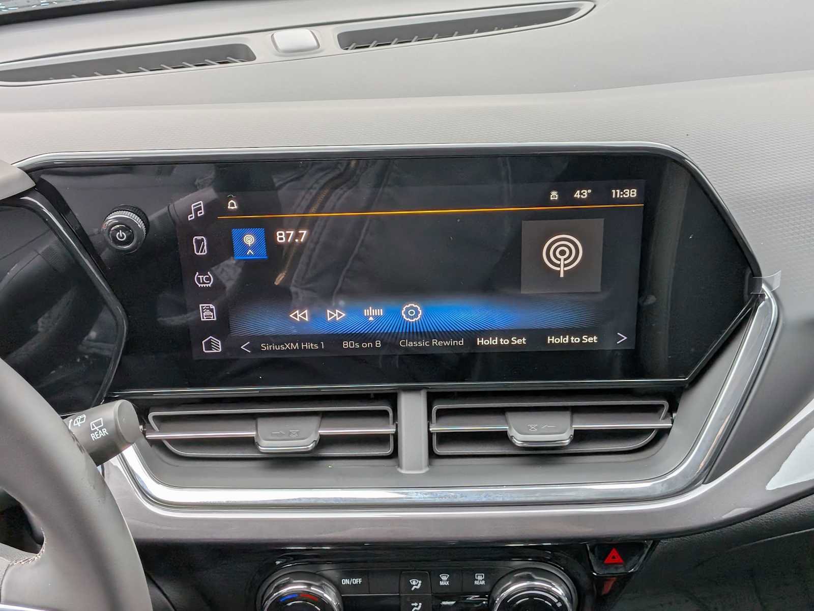 New 2026 Chevrolet Trax ACTIV image 29