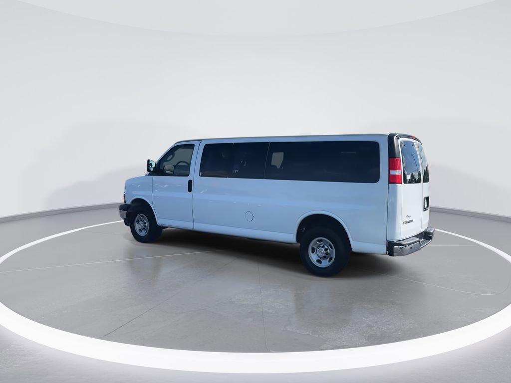 Used 2023 Chevrolet Express 3500 LT w/ LT Preferred Equipment Group RWD image 6