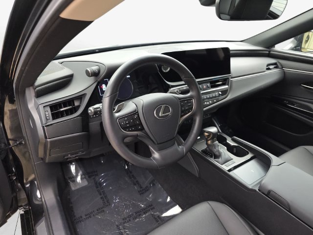 Used 2024 Lexus ES 250 w/ Premium Package AWD/4WD image 16