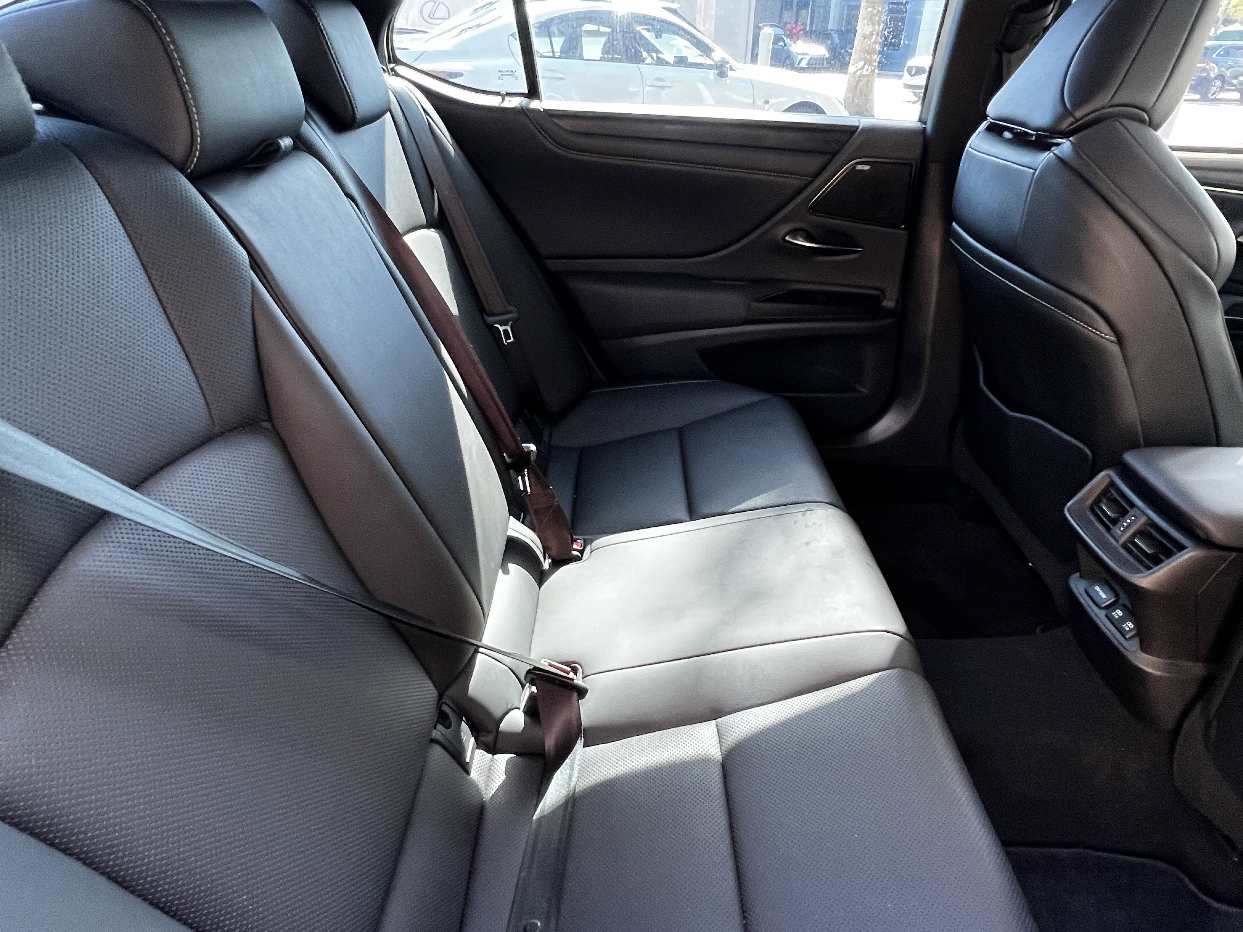 Used 2019 Lexus ES 350 F Sport w/ Accessory Package 2 image 39