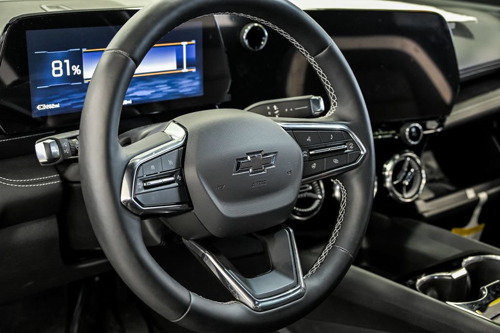 New 2026 Chevrolet Blazer EV LT AWD/4WD image 12