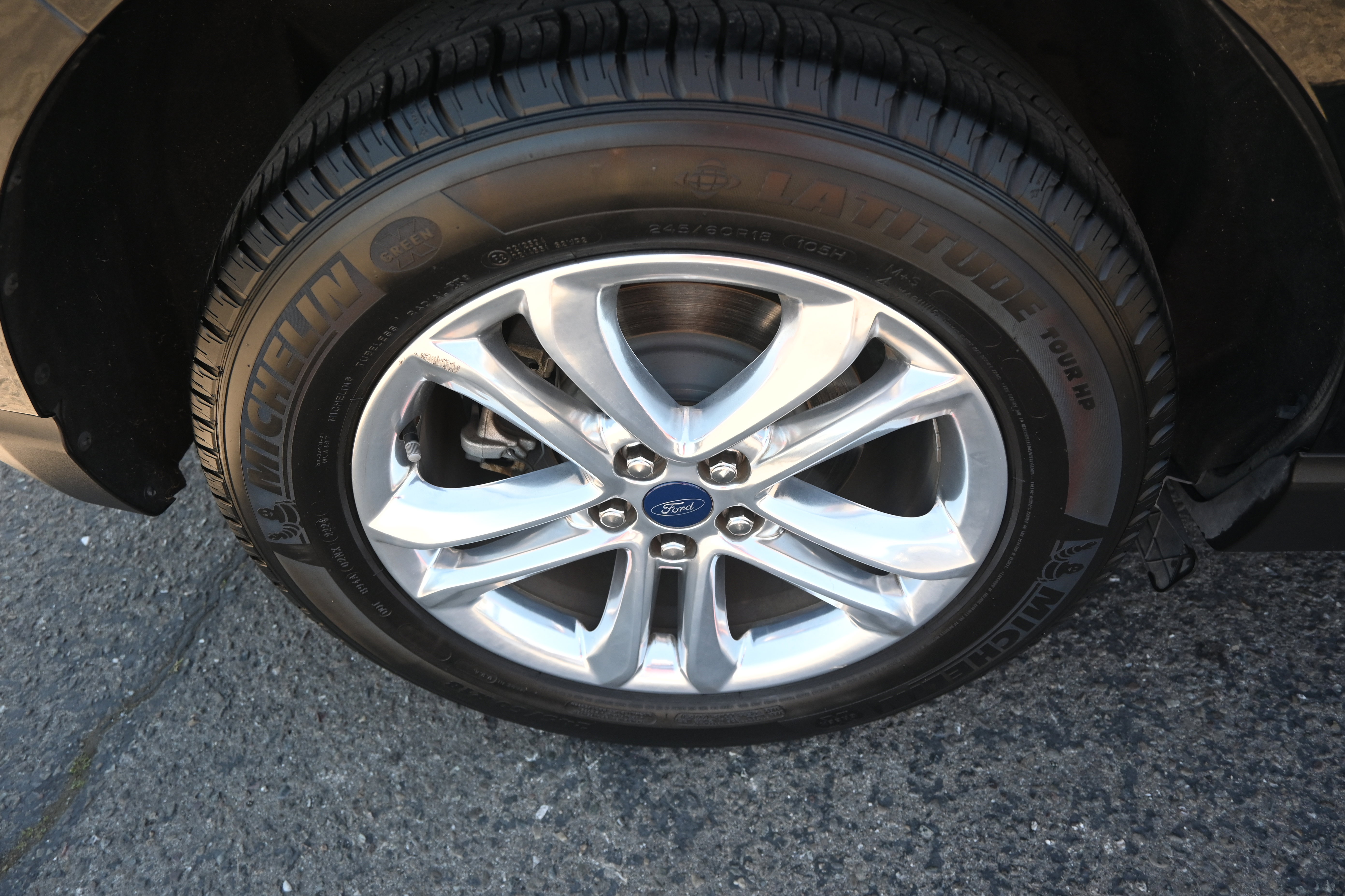 Used 2017 Ford Edge SEL w/ Equipment Group 201A image 19