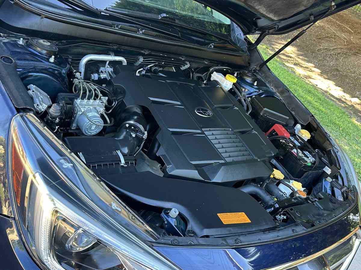 Used 2018 Subaru Outback 3.6R Touring AWD/4WD image 65