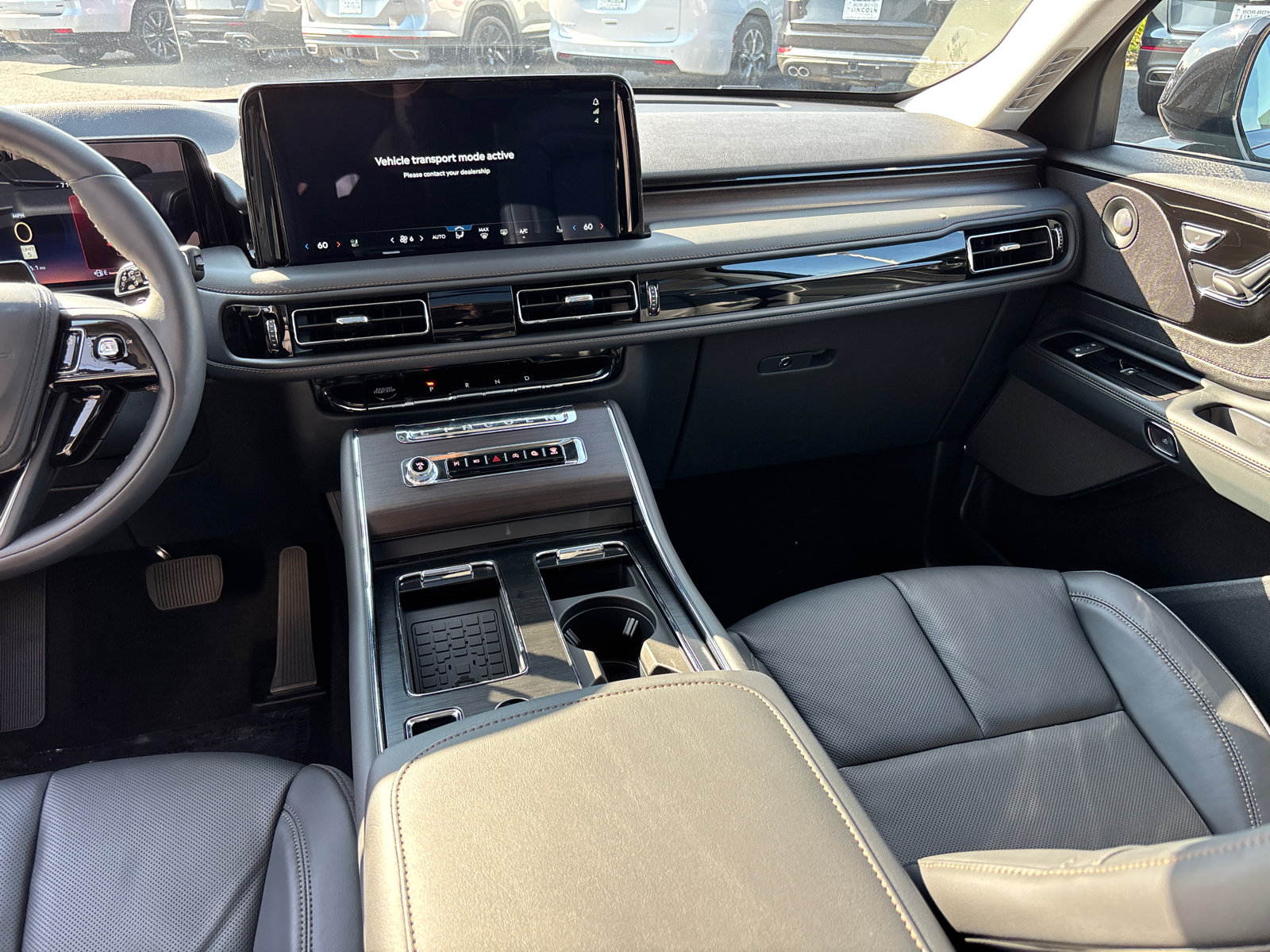 New 2026 Lincoln Aviator Reserve w/ Jet Appearance Package AWD/4WD image 31