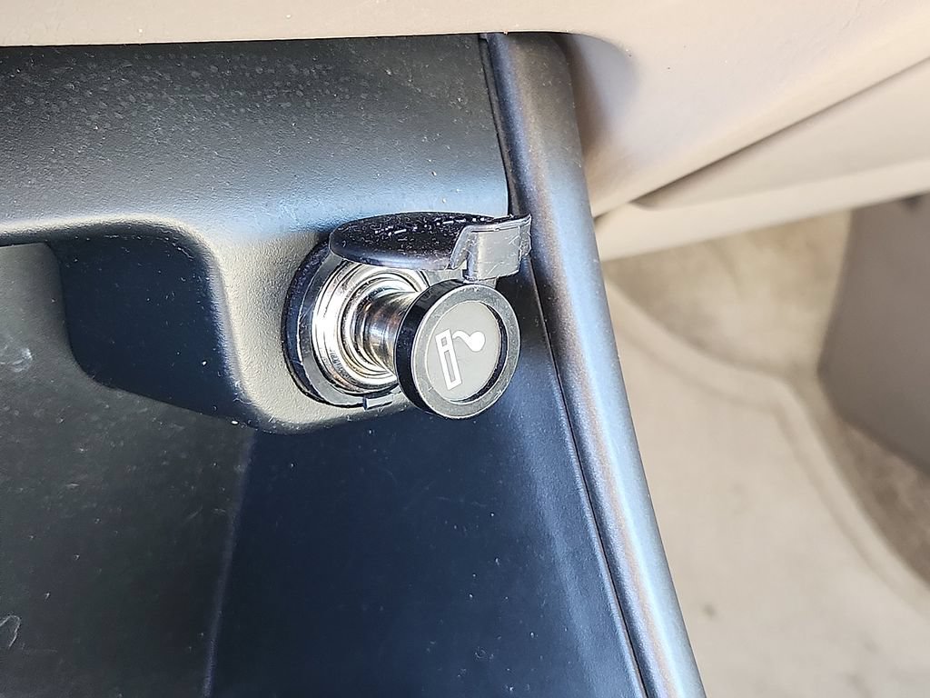 Used 2003 Toyota Camry LE FWD image 23