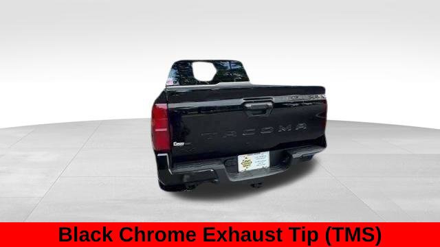 Used 2025 Toyota Tacoma TRD Off-Road AWD/4WD image 46