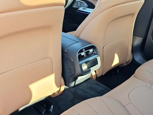 New 2026 Mercedes-Benz E 350 4MATIC Sedan image 21